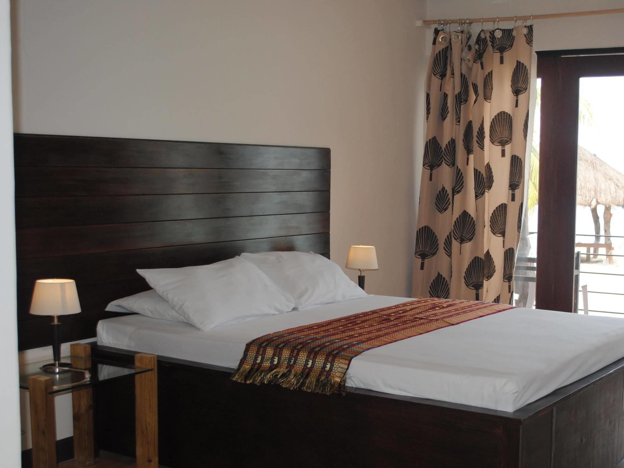 Boljoon Reddoorz Cebu Club Fort Med Inc מראה חיצוני תמונה